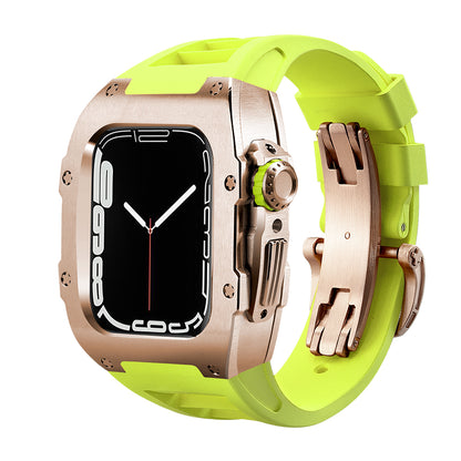 RM7002 Series - Golden Tank Apple Watch Case